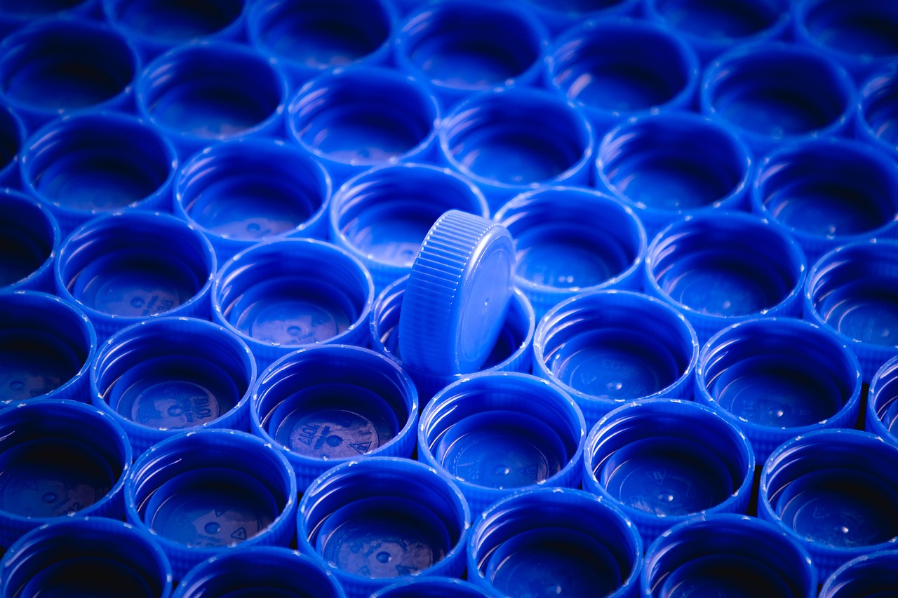 Your Ultimate Guide to Choosing a Plastic Cap Manufacturer in Delhi: Quality, Customization & Reliability