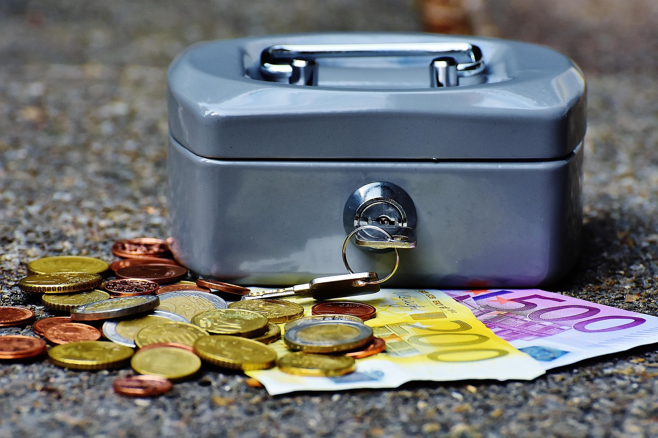 What Are The Benefits Of Selling Land For Cash?