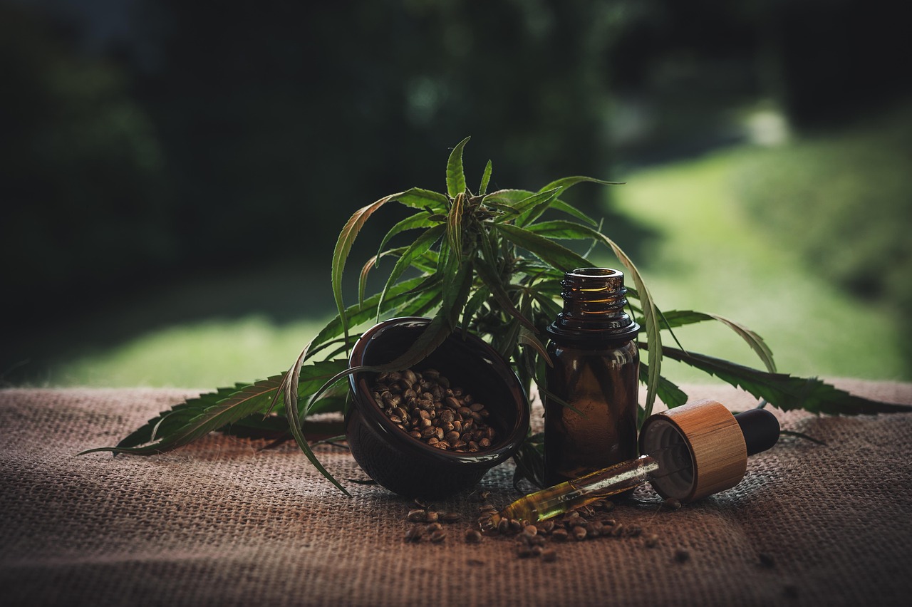 Is Pure CBD Oil Safe For Daily Use? What Science And Users Say