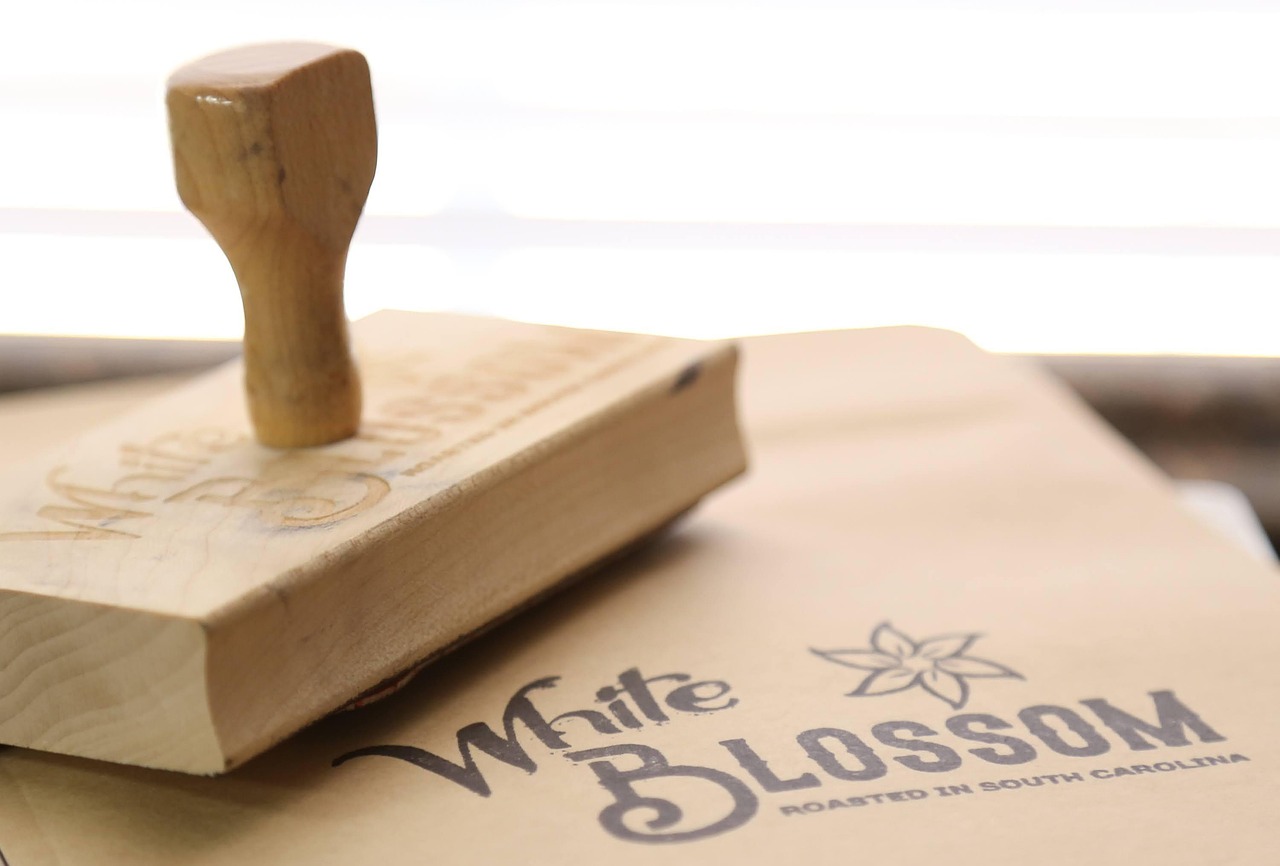 How A Brand Marketing Agency Helps CPG Products Go From Shelf To Cart?