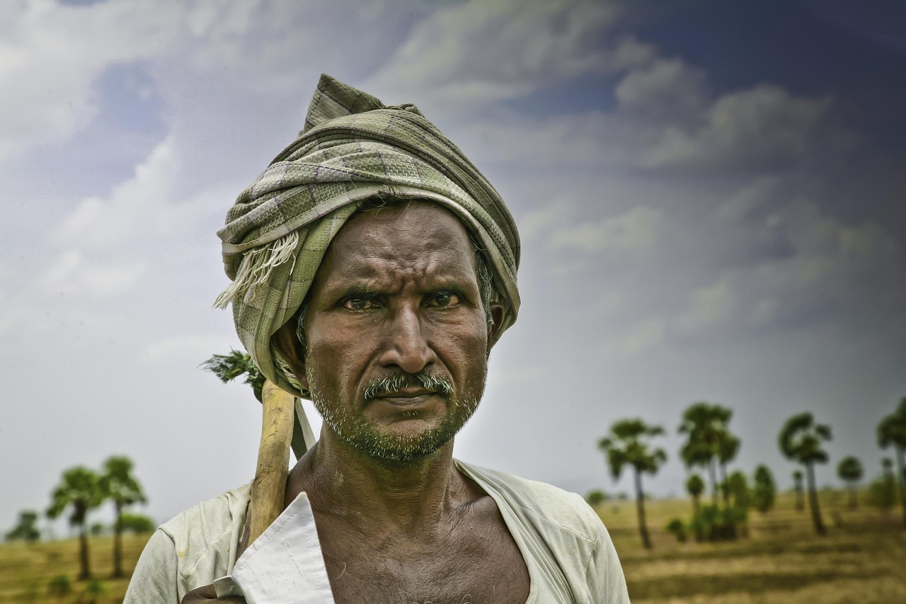Discover Acharya Mohan Gupta's Rogon Se Bachav (Punjabi)