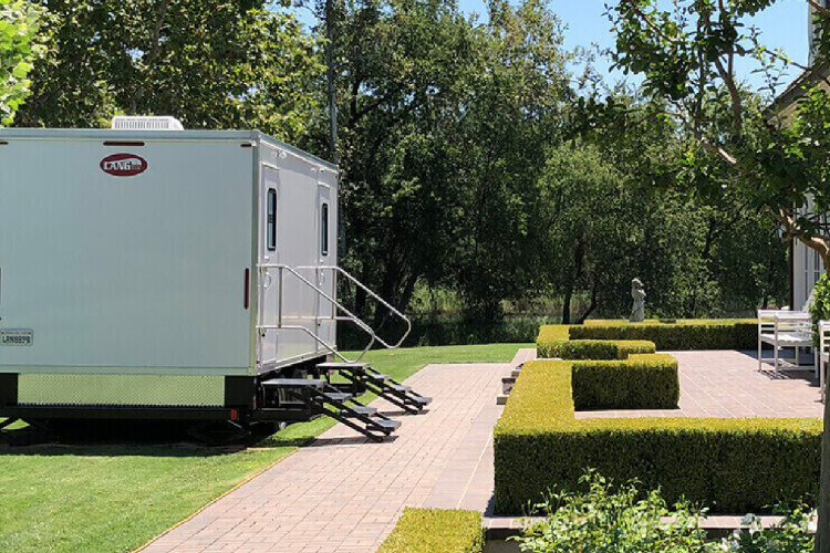 Luxury Portable restrooms