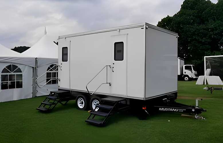 portable restroom rental